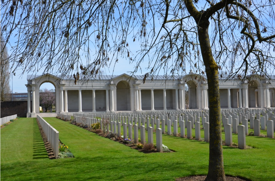Arras_Memorial_cemetery_8